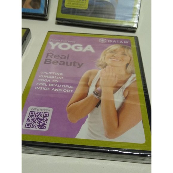 GAIAM Workout Yoga DVD Set Four DVDS NWT - Picture 2 of 10